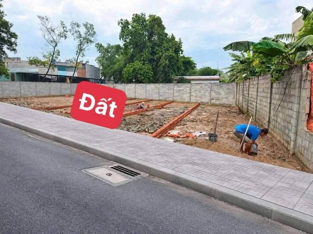 Bán đất mặt tiền Lê Thị Út 87,5m² Dĩ An - Ảnh 1