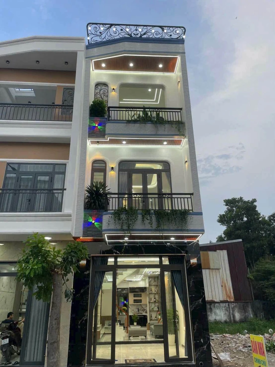 Bán nhà phố 4 phòng ngủ 67m2 An Phú Thủ Đức - Ảnh 1