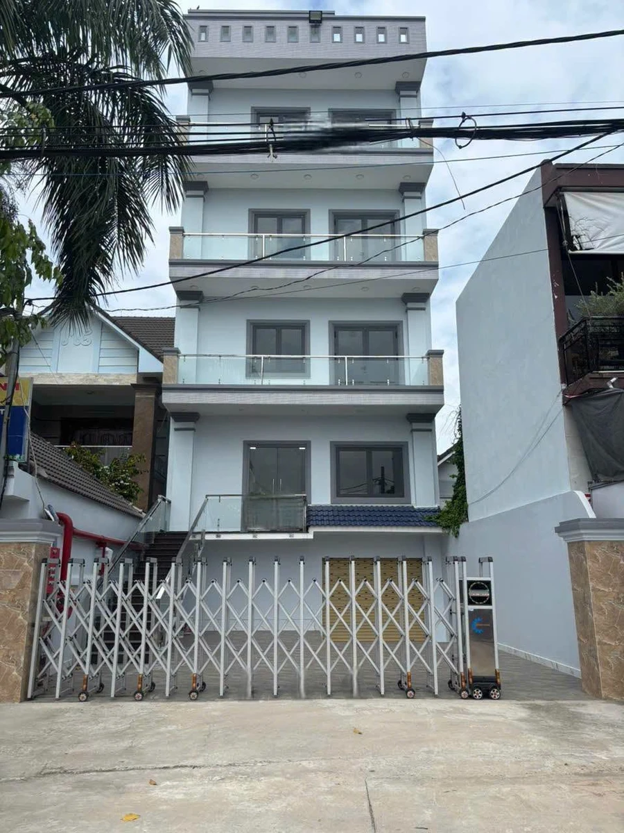 Cho thuê tòa nhà mặt tiền 750m² Tân Uyên Bình Dương - Ảnh 1