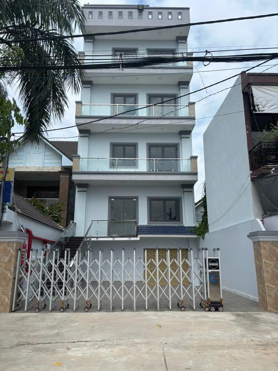 Cho thuê tòa nhà mặt tiền 750m² Tân Uyên Bình Dương - Ảnh 1