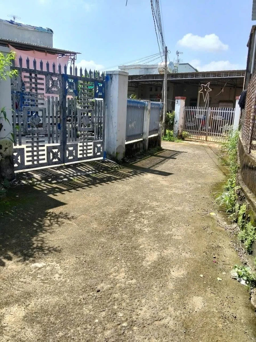 Bán nhà góc 2 mặt tiền 231m2, Buôn Ma Thuột - 1,32 tỷ - Ảnh 1