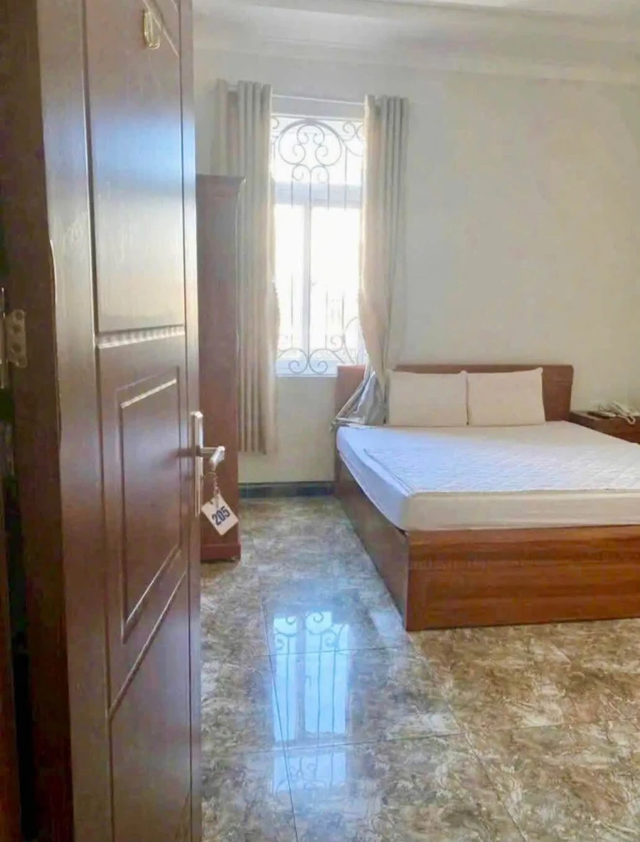 Bán khách sạn mặt tiền Lê Đại Hành, Phan Thiết, 300m2 đất, 21 phòng, giá 24 tỷ - Ảnh thu nhỏ 5