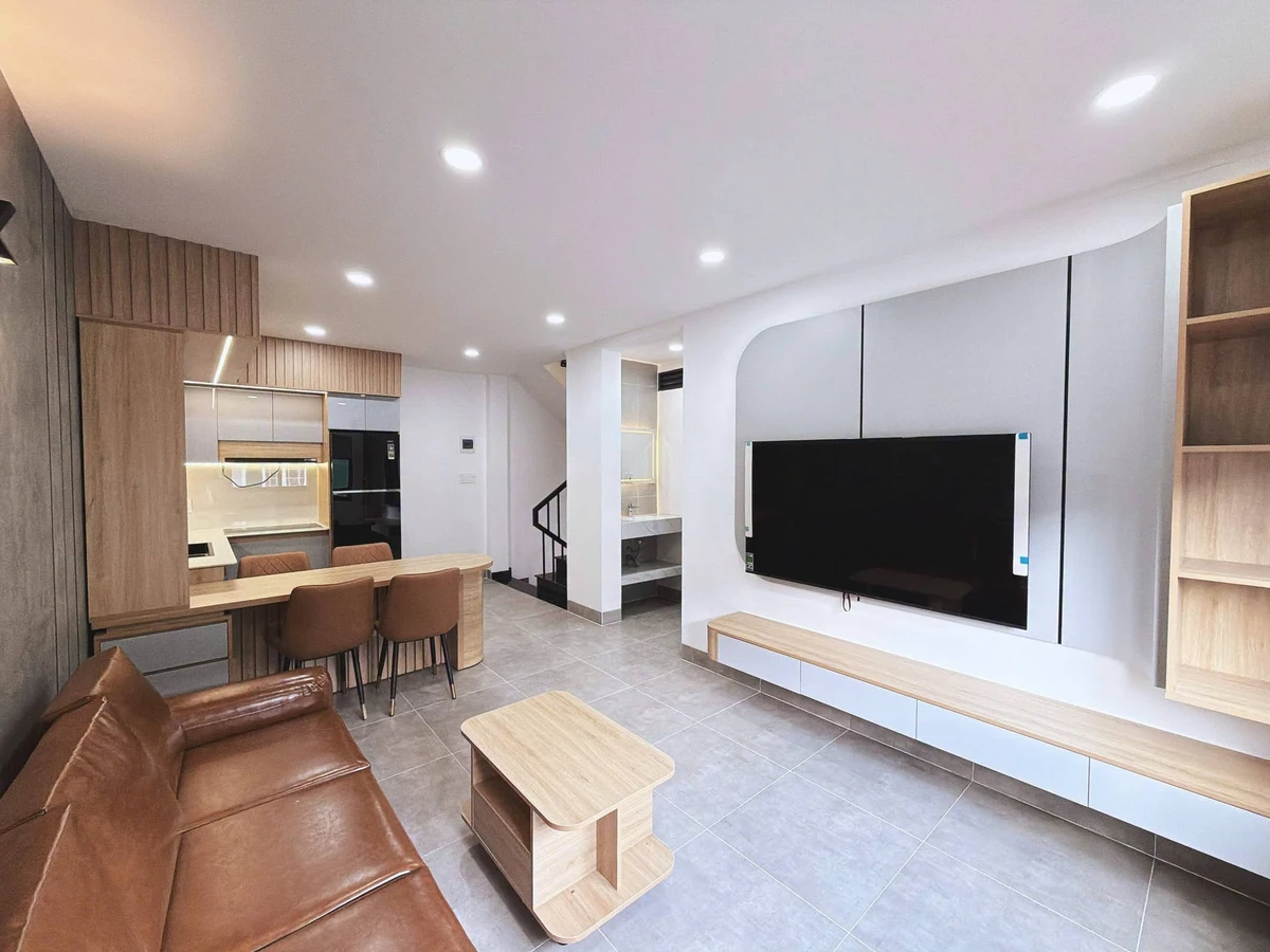 Bán nhà hẻm Lương Thế Vinh full nội thất, 3 tầng 120m2, mặt tiền kinh doanh nhỏ, gần EcoPlace - Ảnh thu nhỏ 3