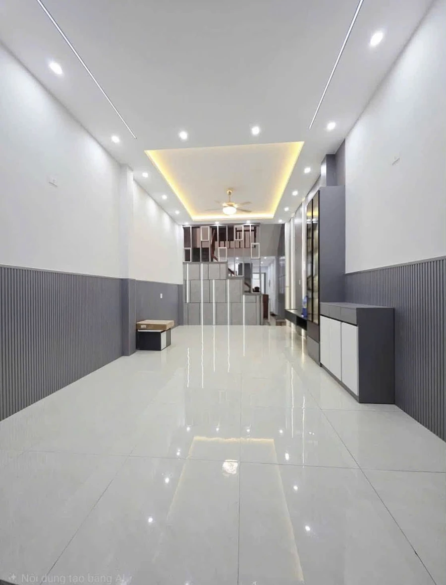 Bán nhà mặt tiền 80m2, 3 phòng ngủ, Quy Nhơn - Ảnh 1