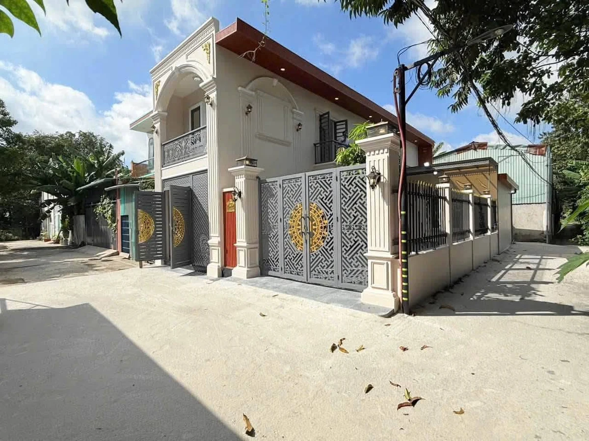 Bán biệt thự tân cổ điển 150m² 3PN góc 2 mặt tiền Bình Chánh - Ảnh thu nhỏ 2