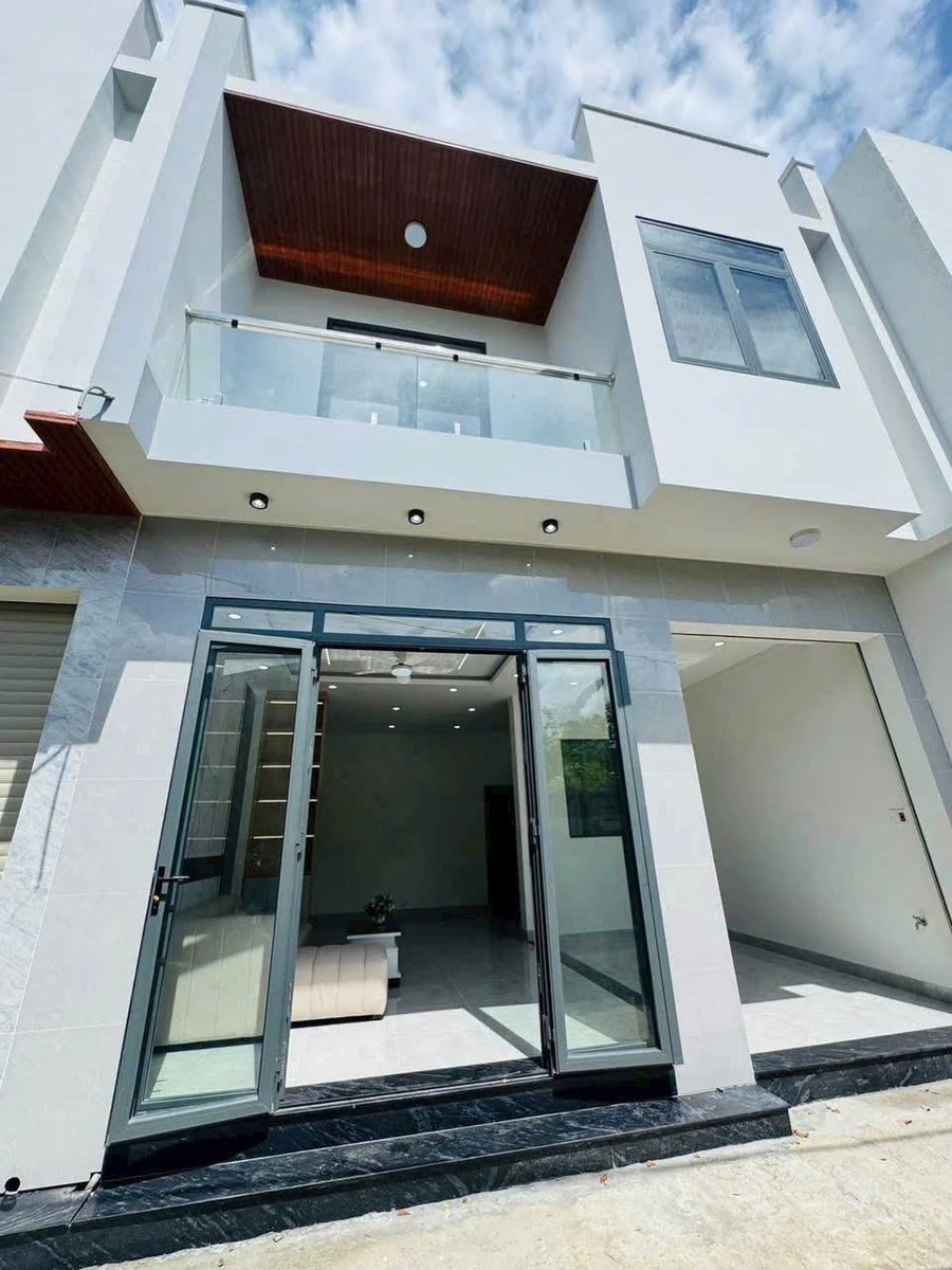 Bán nhà lầu 3PN 71m² sổ riêng 2,79 tỷ Trảng Dài - Ảnh 1