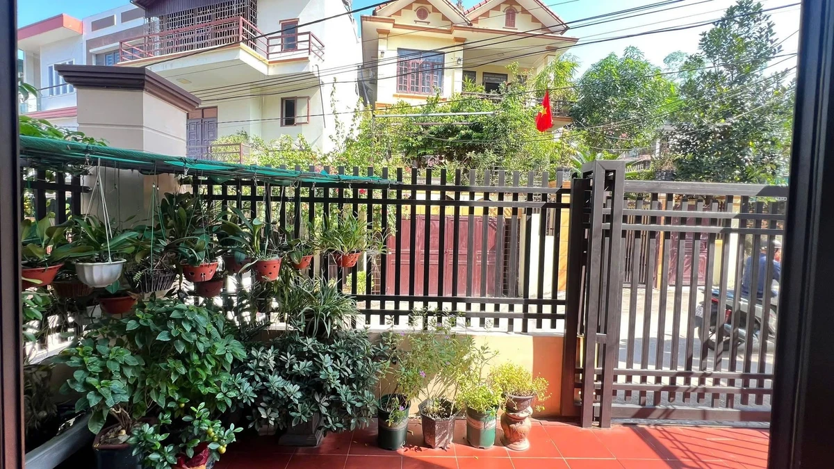 Bán nhà 3 tầng 109m² ngay Ngã 3 Cứu Hỏa, Quận 1 - Ảnh thu nhỏ 2