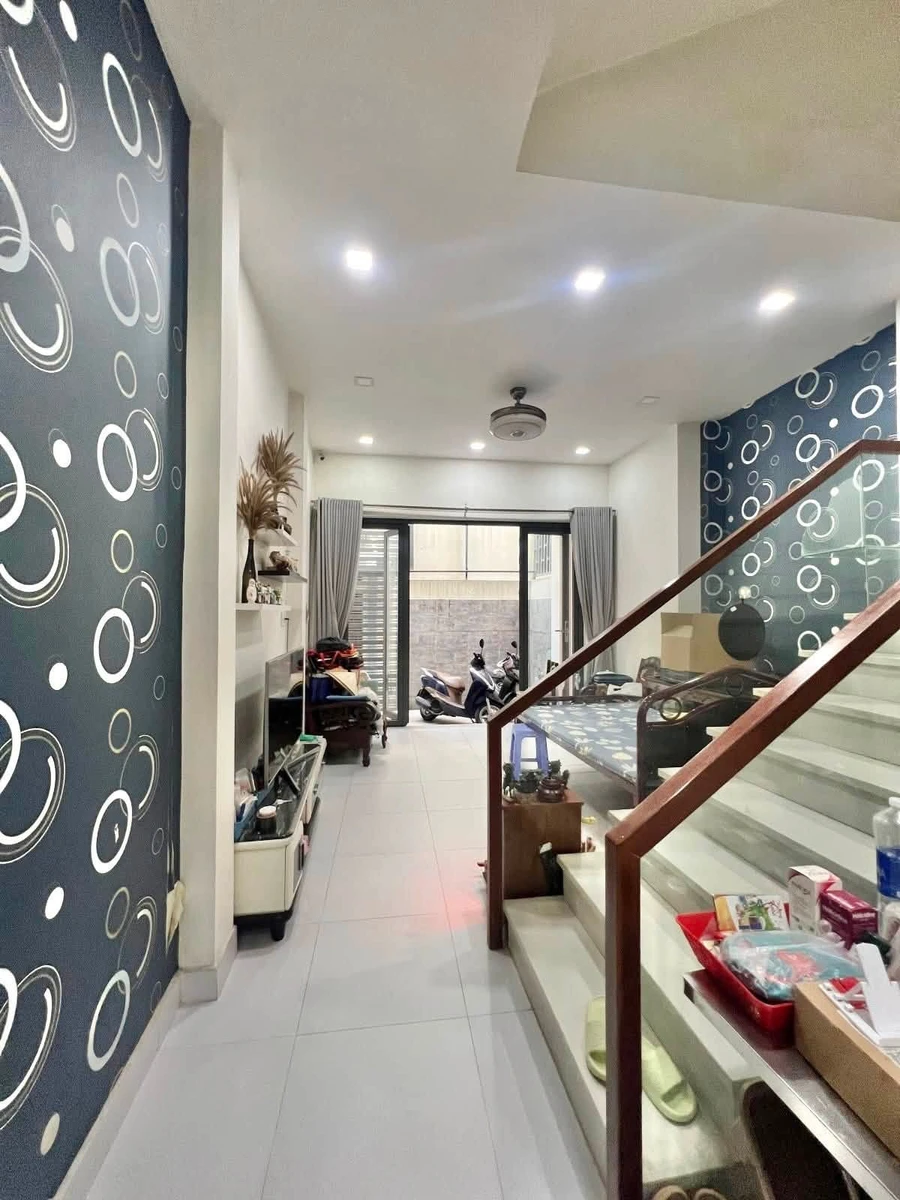 Bán nhà hẻm ba gác 4 tầng 56m2 đường Nguyễn Duy Dương, Quận 10, giá 8,3 tỷ - Ảnh thu nhỏ 2