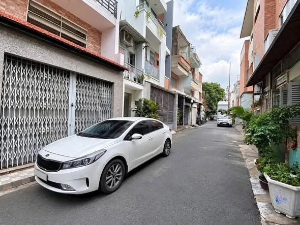 Bán nhà hẻm Lê Đại Hành 4x10m, 3 tầng 6.2 tỷ - Ảnh thu nhỏ 2
