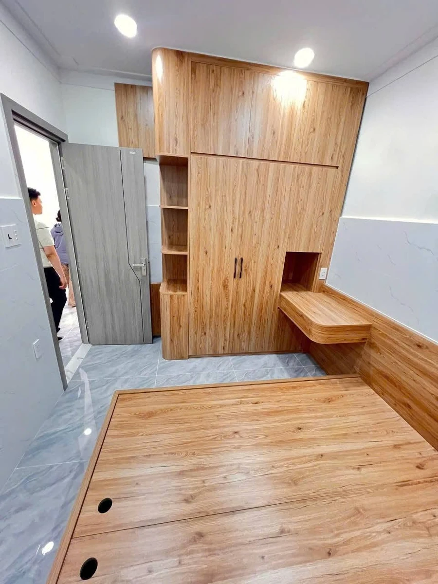 Bán nhà 2 tầng 4PN gần chợ Bình Tây Quận 6, 110m² sử dụng, giá nhỉnh 5 tỷ - Ảnh thu nhỏ 4