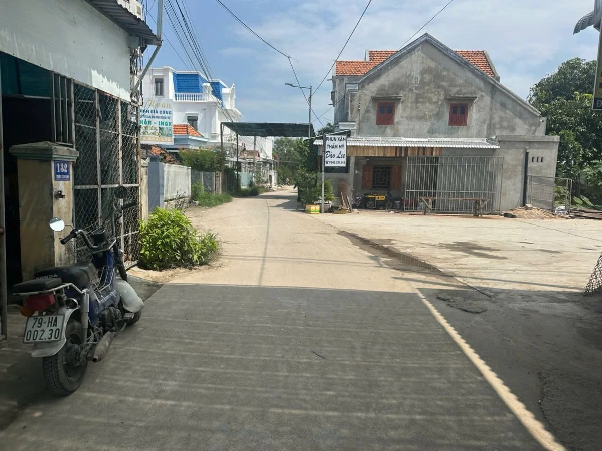 Bán nhà cấp 4 139m² mặt tiền Trương Công Kỉnh, Khánh Hòa - Ảnh thu nhỏ 2