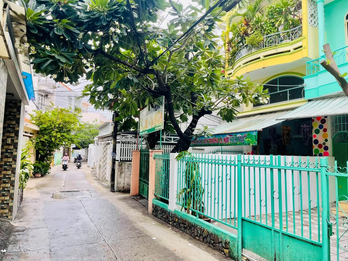 Bán nhà 2 tầng 99m² 3PN Nha Trang gần biển - Ảnh thu nhỏ 2