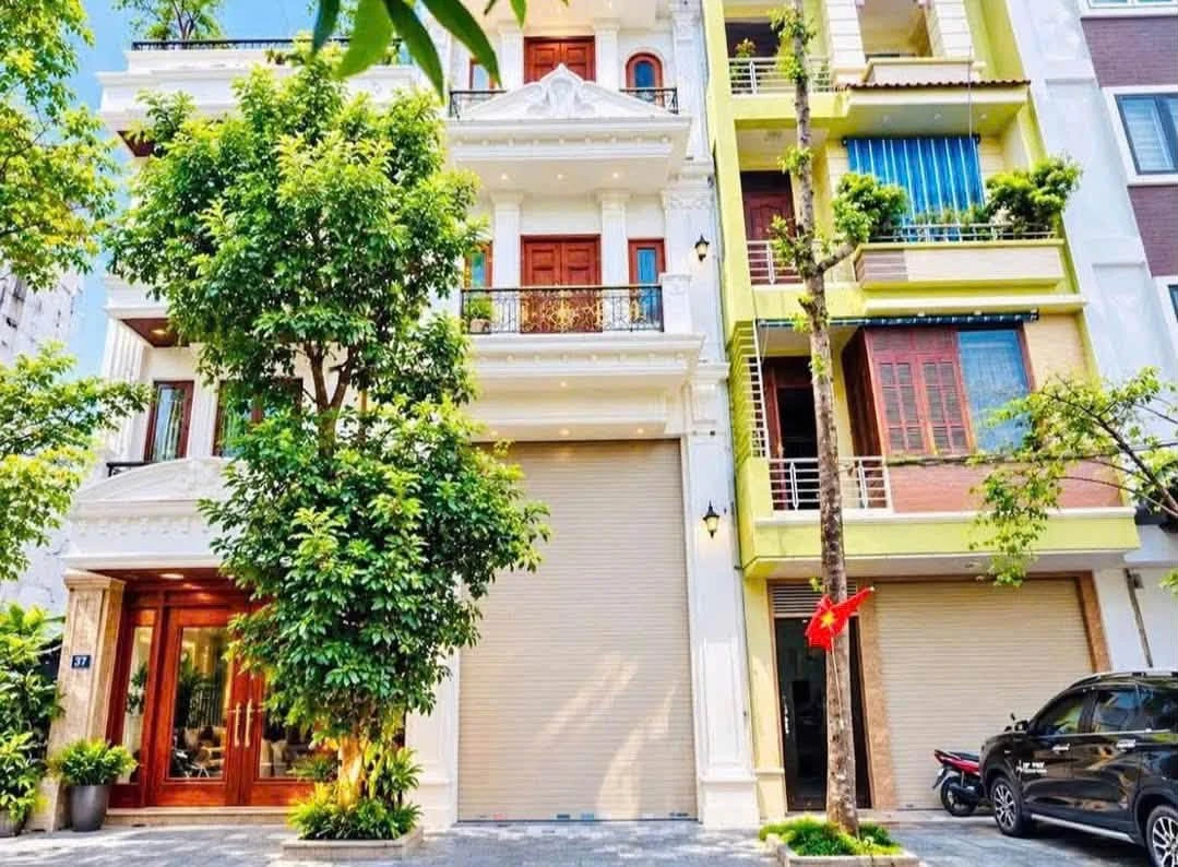 Bán nhà 4 tầng, 90m², mặt tiền Đông Vệ, 5 tỷ, Quận 10 - Ảnh 1