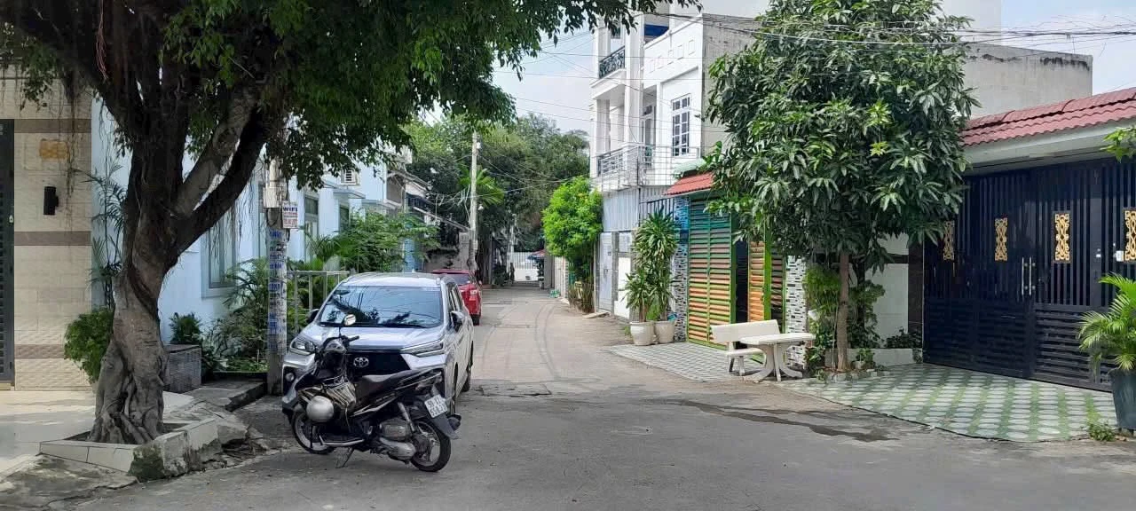 Bán đất tặng nhà cấp 4 127,5m2 đường số 4 Hiệp Bình Phước, Thủ Đức, giá 8,05 tỷ - Ảnh 1