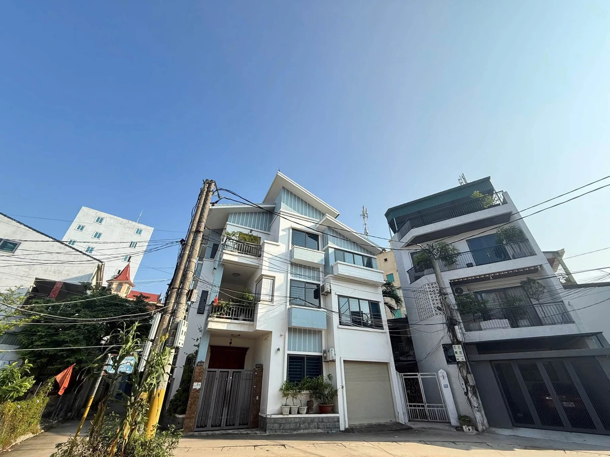 Bán nhà 3 tầng lô góc 100m² mặt tiền Nguyễn Trọng Dương, Vinh - Ảnh thu nhỏ 2
