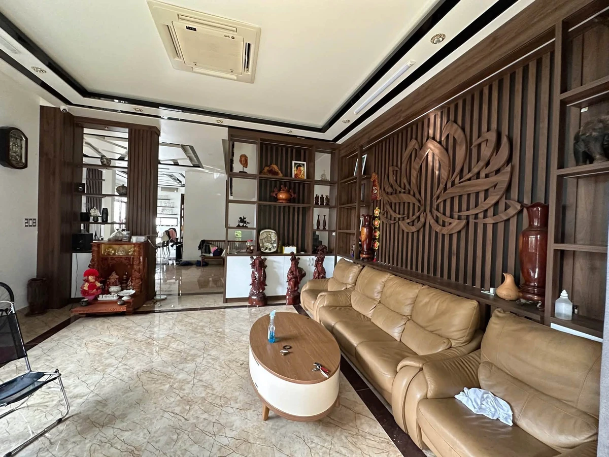 Bán biệt thự mặt tiền Phùng Chí Kiên, Huế, 369m2, 10.5 tỷ - Ảnh thu nhỏ 3