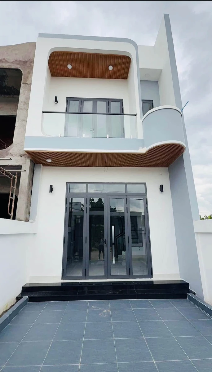 Bán nhà lầu 2 mặt tiền 115m² phường Long Khánh, 2 tỷ 350 - Ảnh thu nhỏ 3
