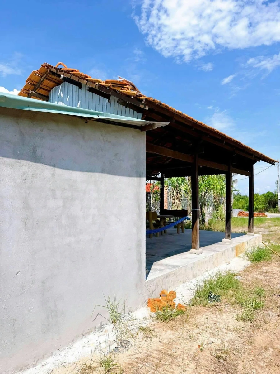 Bán khu nghỉ dưỡng 682m2 có sẵn nhà gỗ, vườn dừa, ao cá tại Phường Tân Ninh, Tây Ninh - Ảnh thu nhỏ 3