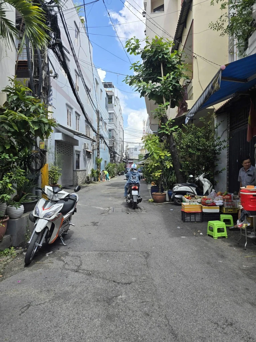 Bán nhà hẻm 2 xe Tân Bình, 31m², 4,5 tỷ - Ảnh 1
