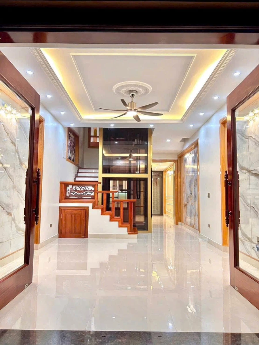Bán nhà 4 tầng 290m² có thang máy TP Hải Phòng 5,95 tỷ - Ảnh thu nhỏ 2