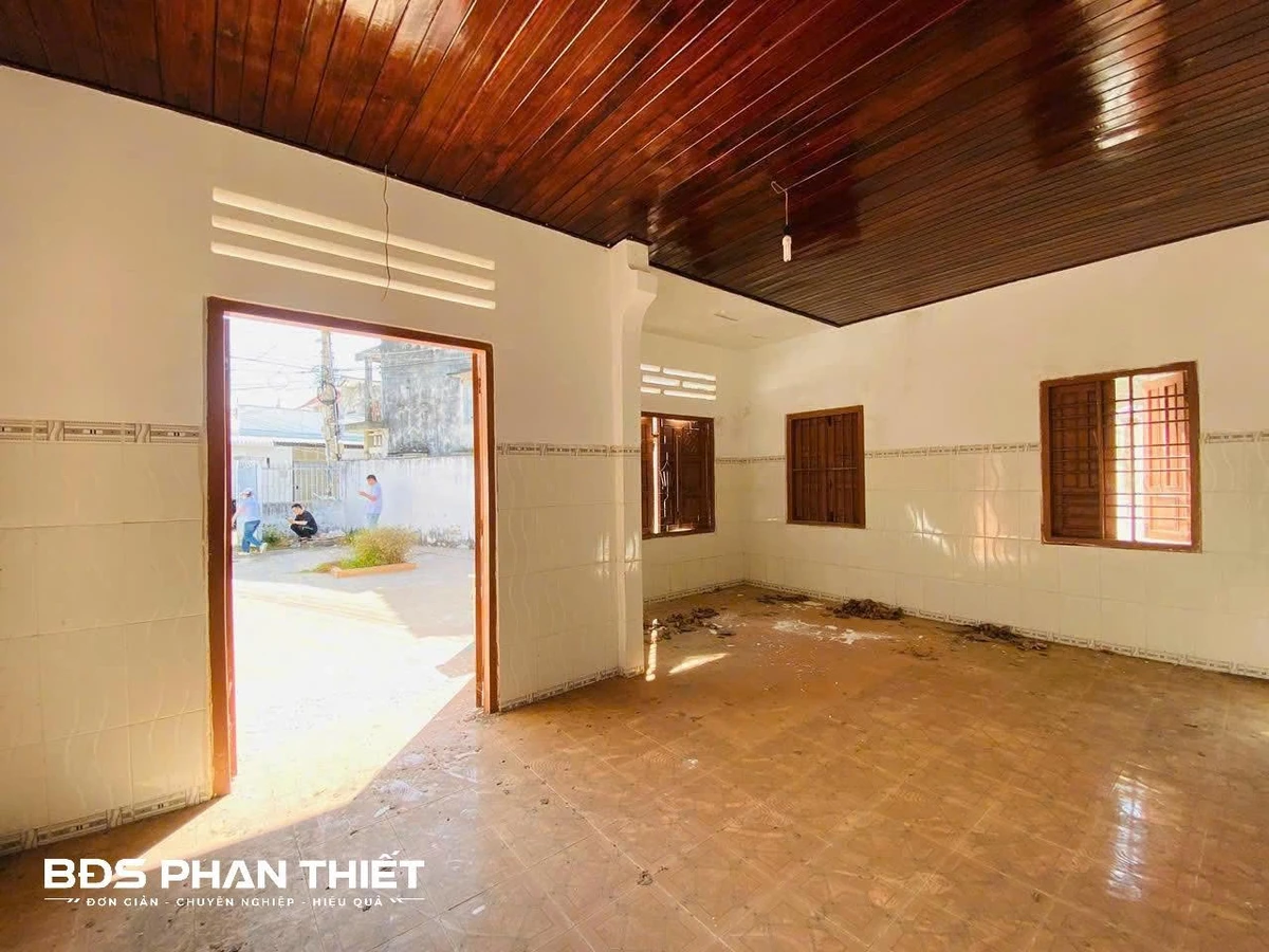 Bán nhà cấp 4 lô góc 3 mặt tiền 302 m², Phan Thiết - Ảnh thu nhỏ 4