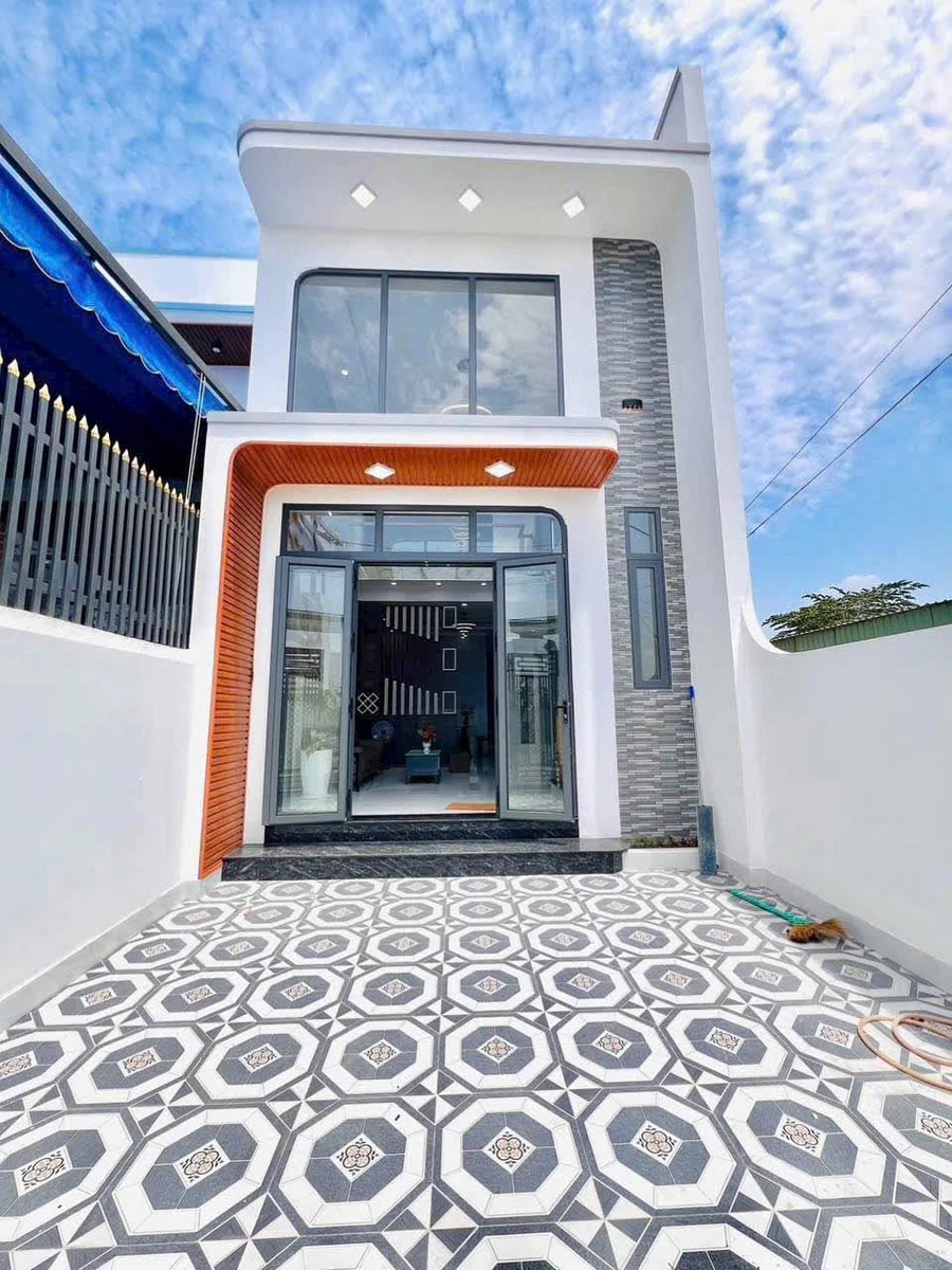 Bán nhà 1 trệt 1 lửng góc 2 mặt tiền 100m² Trảng Dài 2 tỷ 650 triệu - Ảnh 1