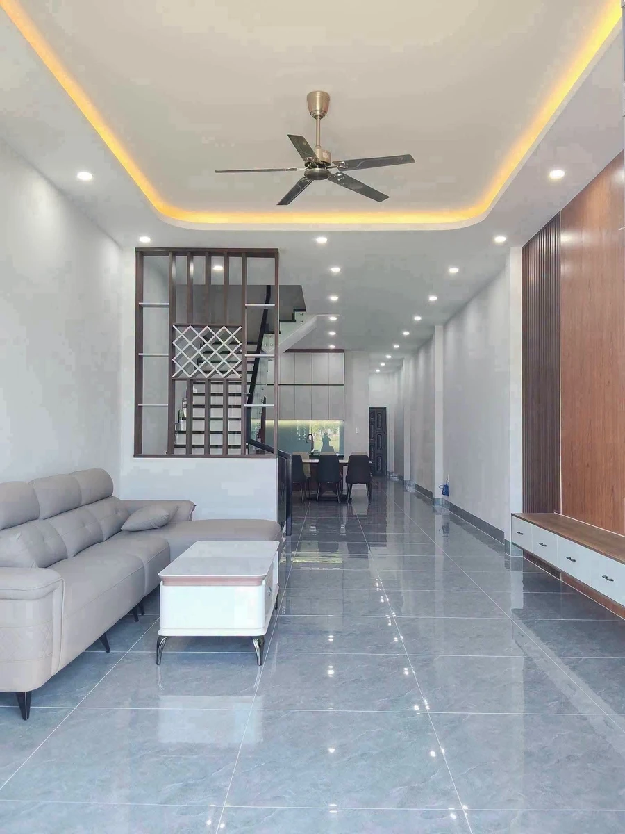 Bán nhà 1 trệt 1 lầu 90m² Rạch Giá 3.35 tỷ - Ảnh thu nhỏ 2