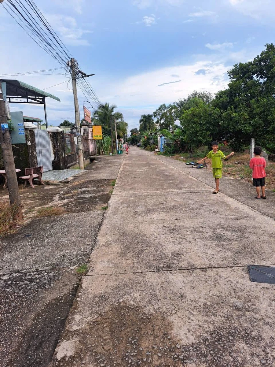 Bán đất Tổ ẩm thực Mỹ Linh, 2700m², 1 tỷ 300 - Ảnh thu nhỏ 2