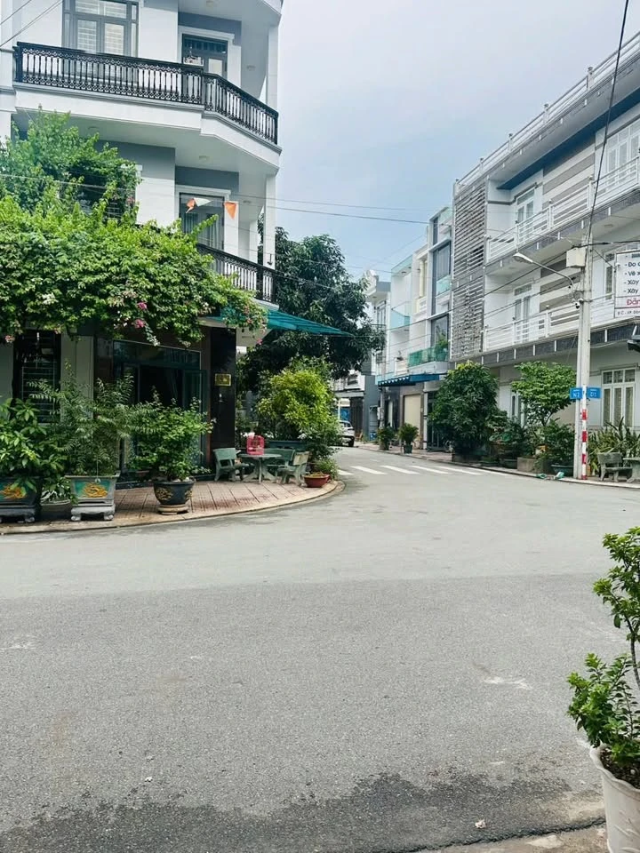 Bán nhà Dĩ An 72m² 3 phòng ngủ 5,5 tỷ - Ảnh thu nhỏ 3