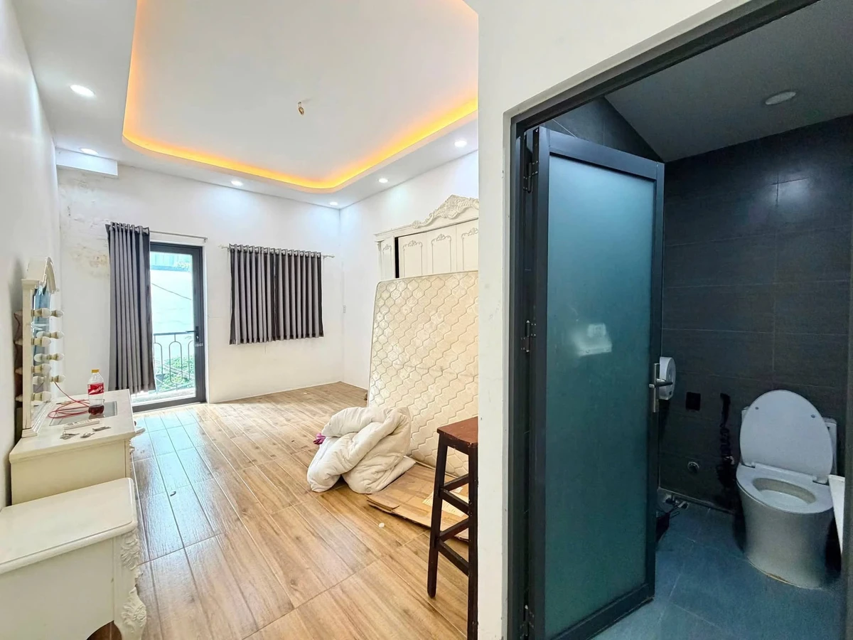 Bán nhà hẻm 2 tầng 43m² đường Trường Sa gần cầu Công Lý, Phú Nhuận, giá hơn 6 tỷ - Ảnh thu nhỏ 4