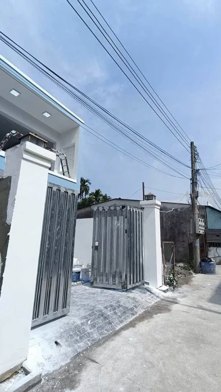 Bán lô đất góc 2 mặt tiền 99.5m2 đường Bình Nhâm 73, Phường Lái Thiêu, giá 2,85 tỷ