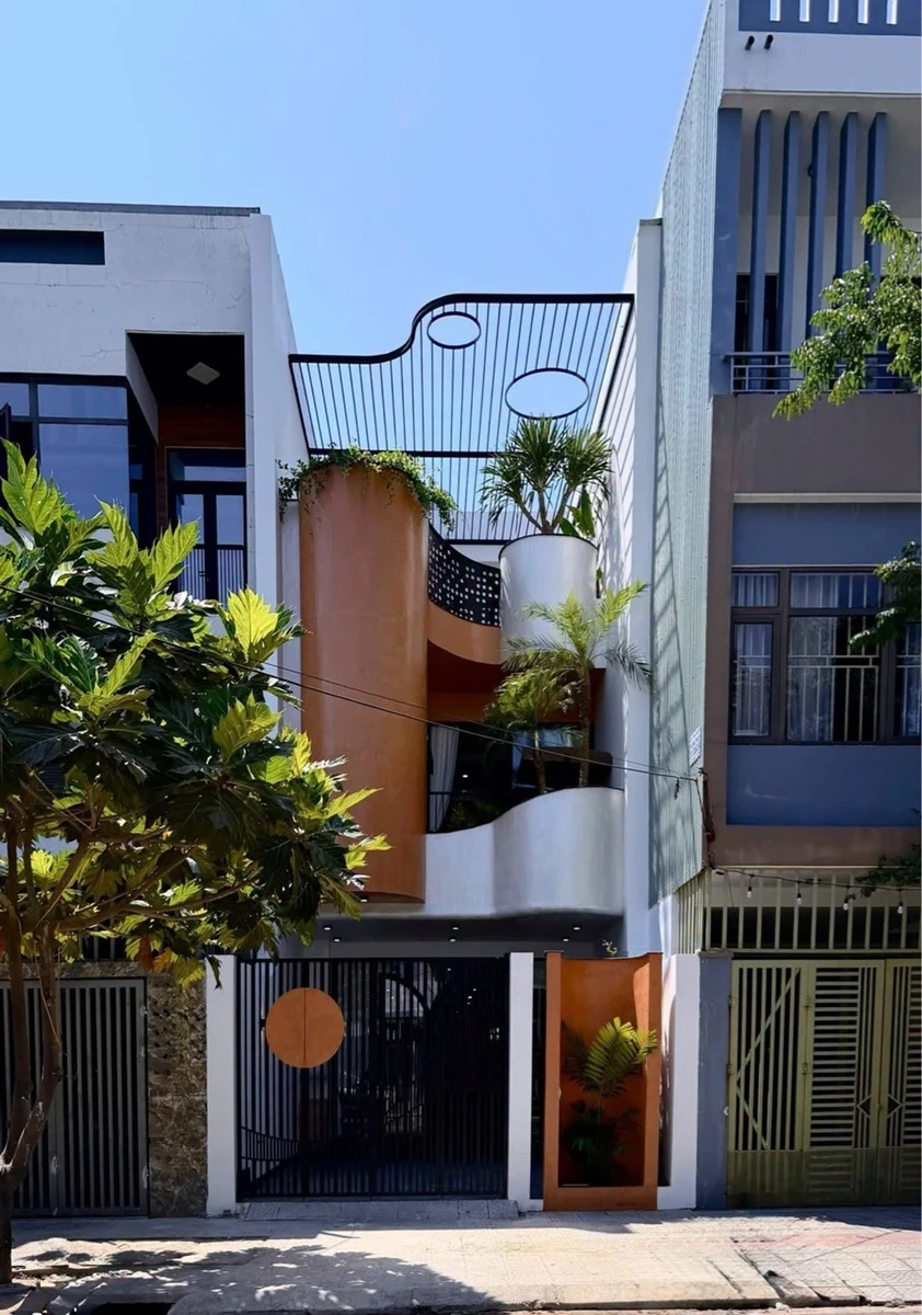 Bán nhà 3 tầng Hòa Xuân 100m² giá 8,45 tỷ - Ảnh thu nhỏ 3