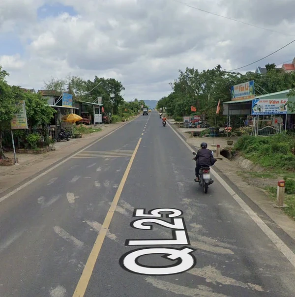 Bán đất 6x24m Sơn Hòa, Đắk Lắk, 2 mặt tiền QL25, hơn 700 triệu
