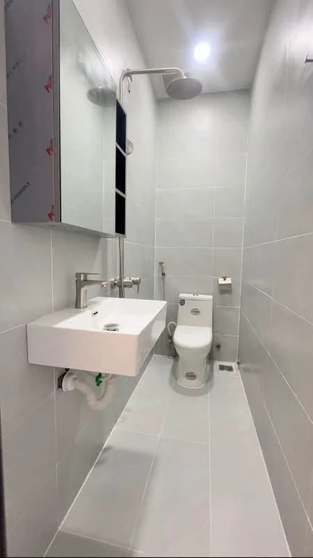 Bán nhà 3 tầng 35m2 trên đường Lê Quang Định, Tân Bình, giá 5 tỷ - Ảnh thu nhỏ 4