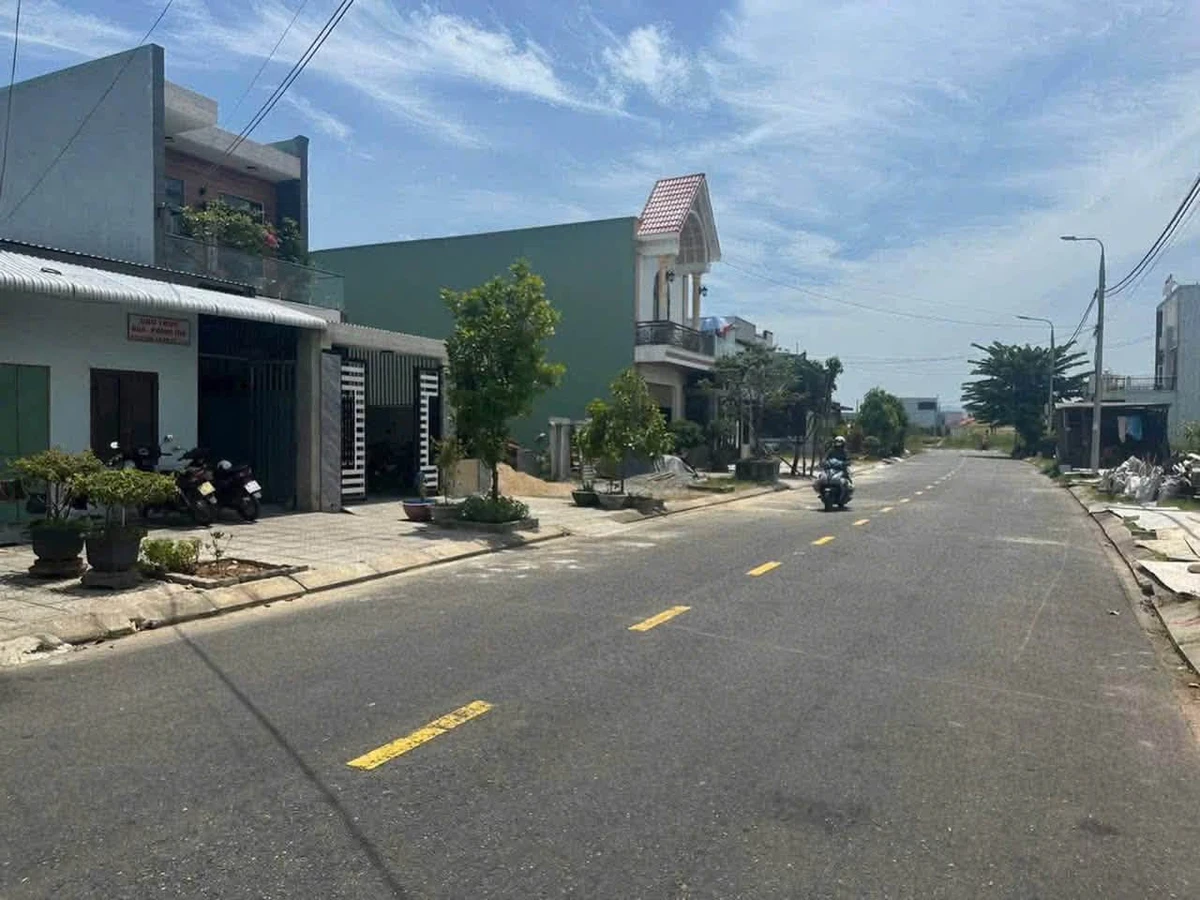 Bán đất 100m² TĐC Hoà Liên 3, đường 7,5m, giá 2 tỷ - Ảnh thu nhỏ 2