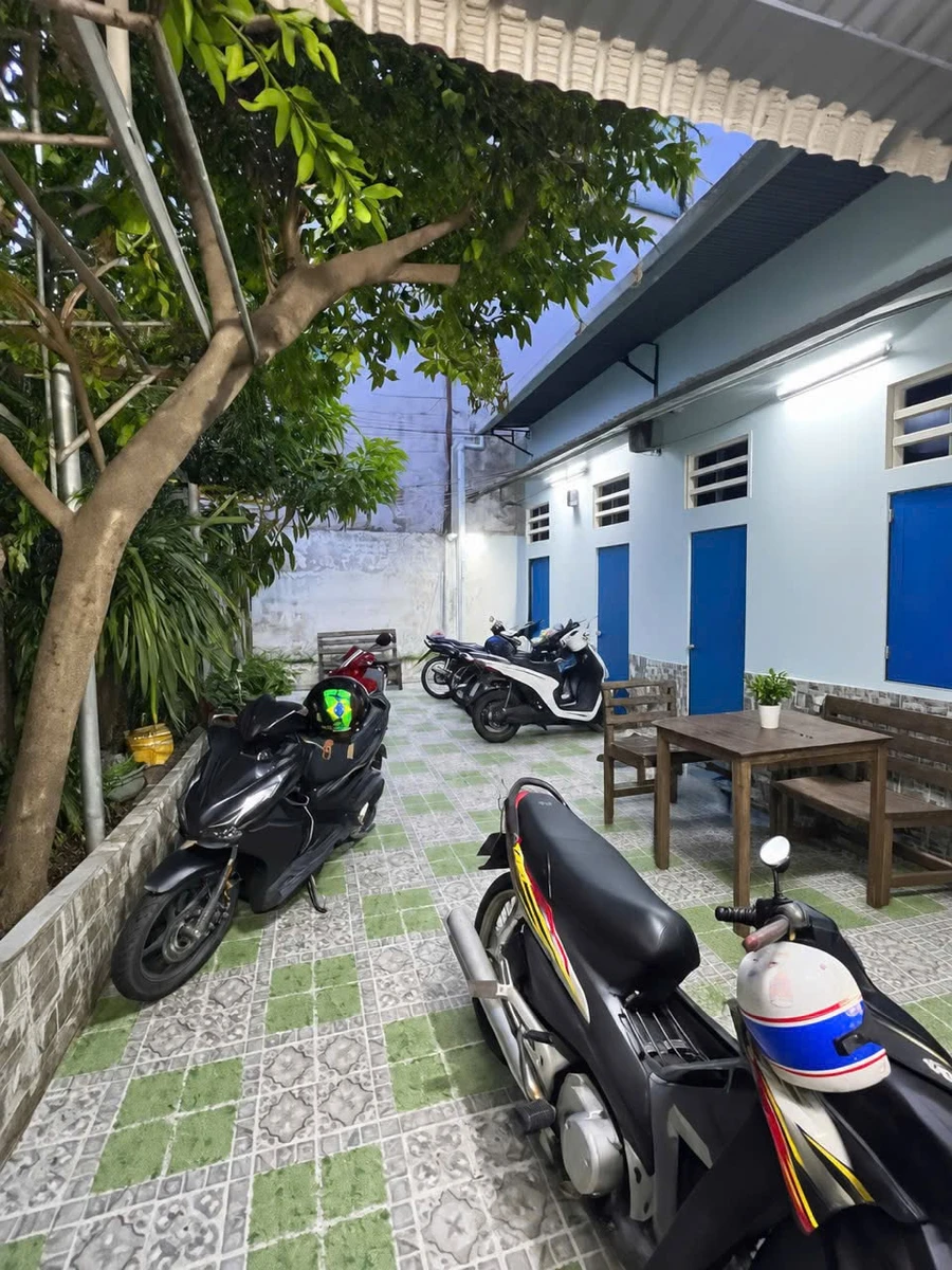 Bán nhà 4 tầng + 5 phòng trọ 151m² Dĩ An, 3,5 tỷ - Ảnh thu nhỏ 2