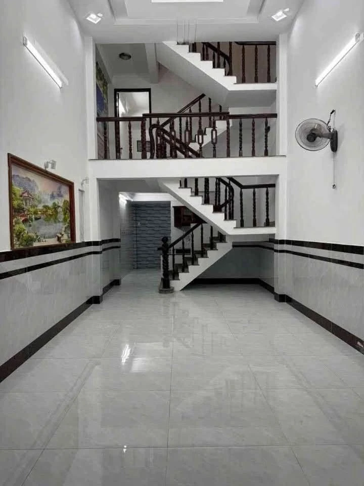 Nhà 4x15m (60m²) 5,28 tỷ - Trung Mỹ Tây, Quận 12 - Ảnh 1