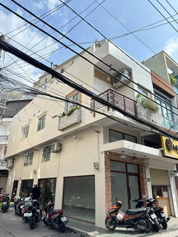 Cho thuê nhà góc mặt tiền 48m2 tại Phú Nhuận