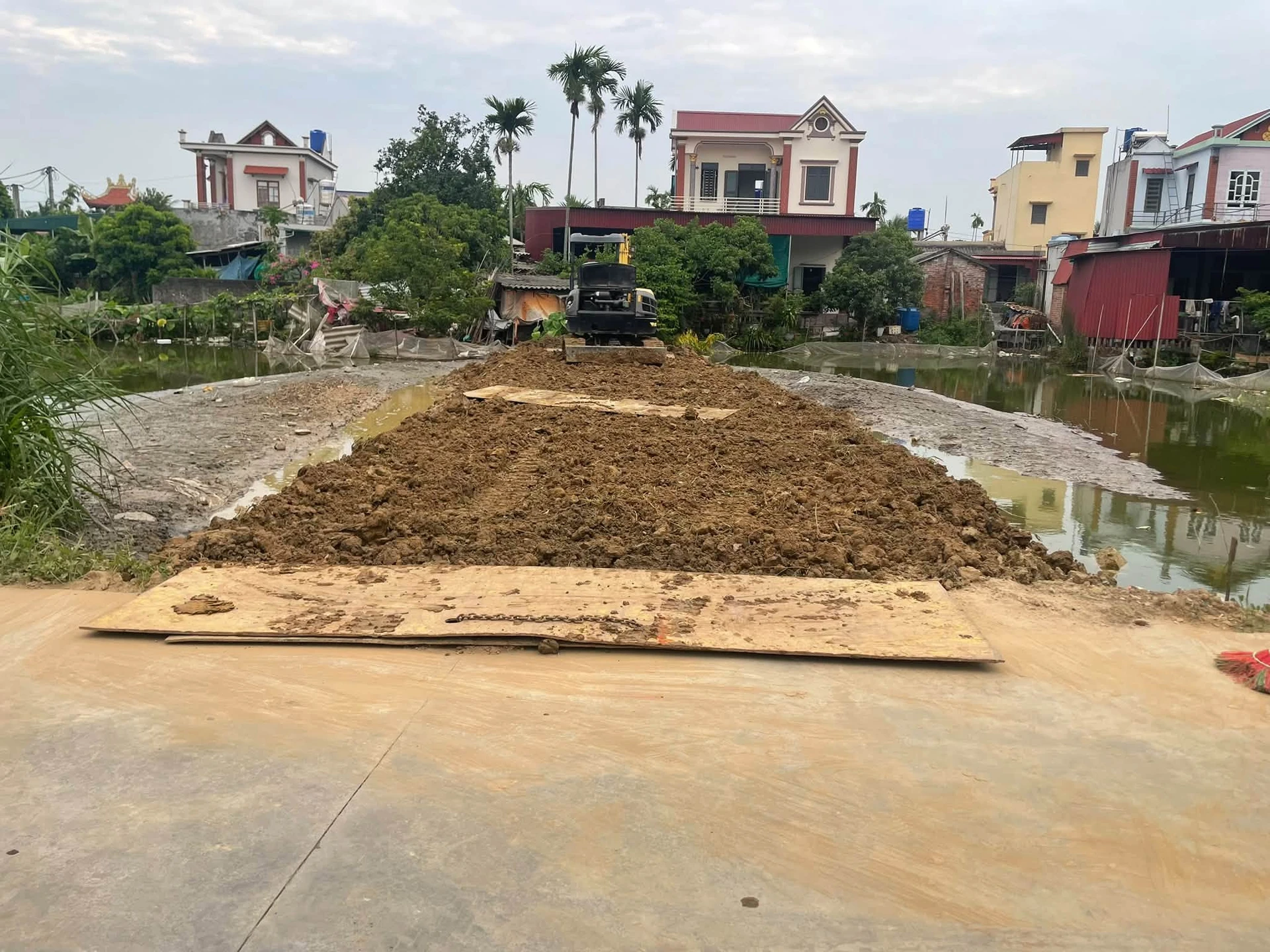 Bán lô đất 107,5m² mặt 5m Ninh Giang 1 tỷ 2 - Ảnh 1