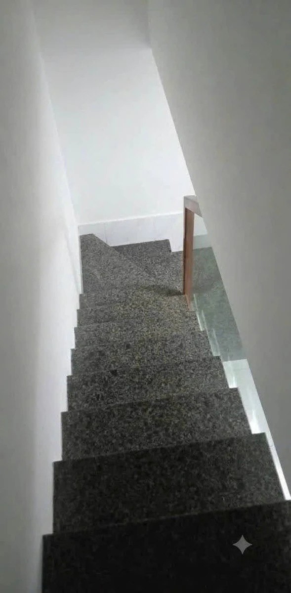 Bán nhà 2 tầng mặt tiền Trần Cao Vân 40m² giá 2.6 tỷ - Ảnh thu nhỏ 4