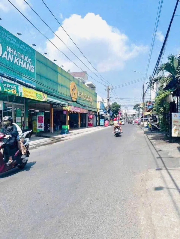 Bán nhà mặt tiền Lý Văn Sâm, 192m², Biên Hoà, 11.8 tỷ