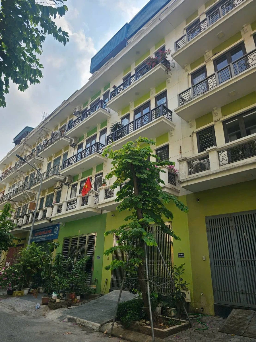 Bán nhà phố 68m² 5 tầng Văn Phú Hà Đông, 13,6 tỷ - Ảnh 1