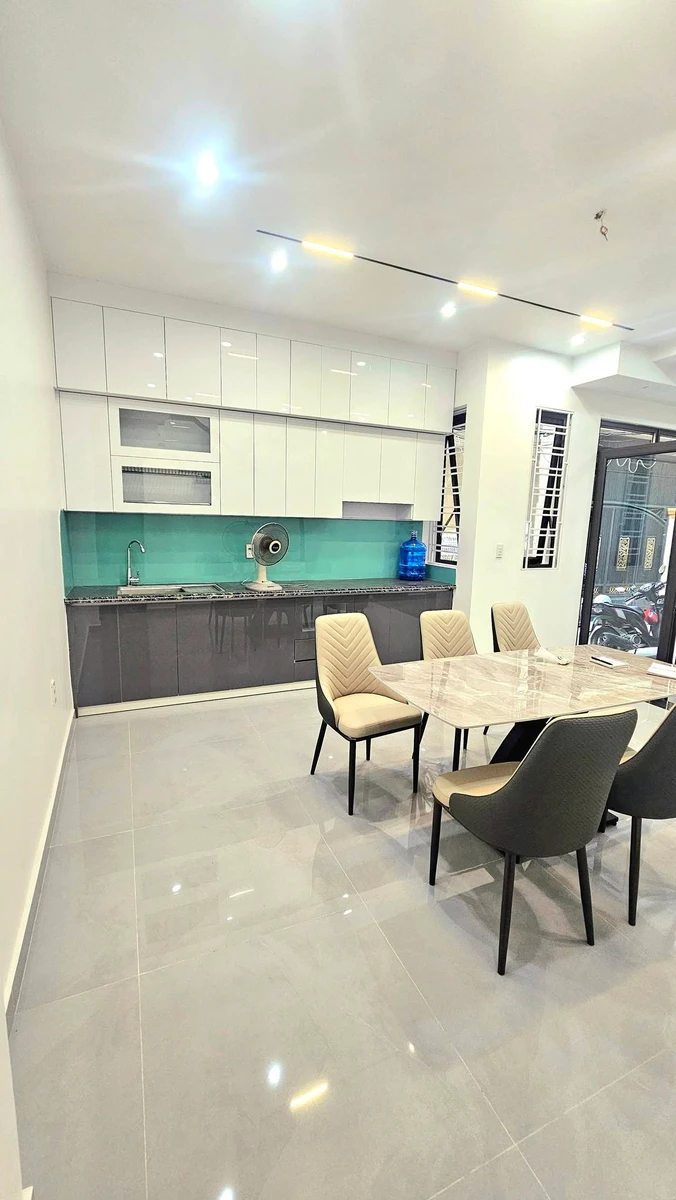 Bán nhà lô góc 46m2 4 tầng 4PN Trần Nguyên Hãn Quận 7 - Ảnh thu nhỏ 2