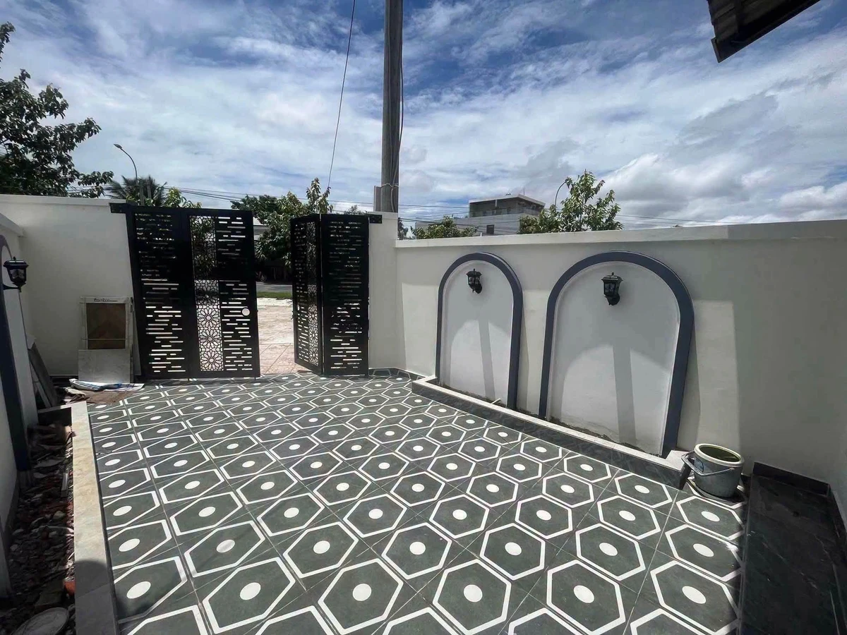 Bán nhà 1 trệt 1 lầu mặt tiền 99m² Bình Minh Vĩnh Long 2 tỷ - Ảnh thu nhỏ 3