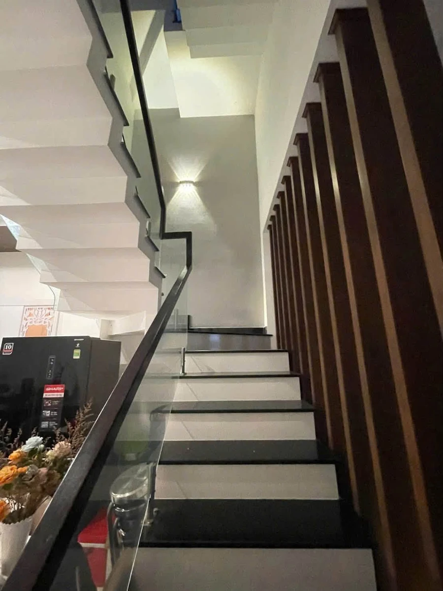 Bán nhà 1 trệt 2 lầu 180m² Hiệp Hòa 4,6 tỷ - Ảnh thu nhỏ 5