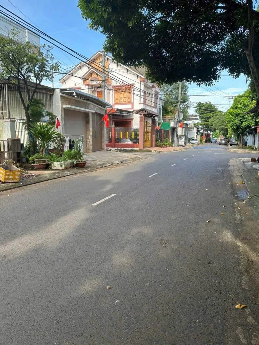 Bán đất mặt tiền Nam Quốc Cang, Buôn Ma Thuột, 6,6x18,2m, giá 5 tỷ 990 - Ảnh thu nhỏ 2