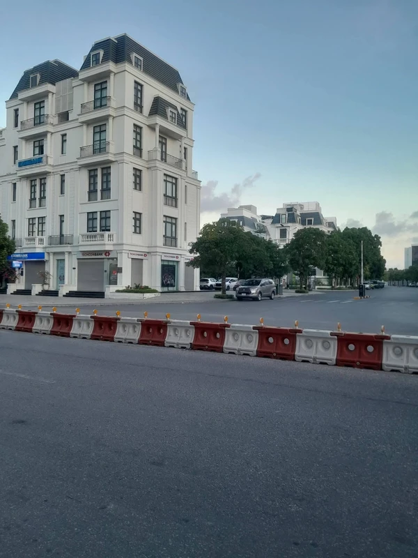 Bán nhà 4 tầng thang máy 120m2 Vinhomes Imperia Hải Phòng 19 tỷ