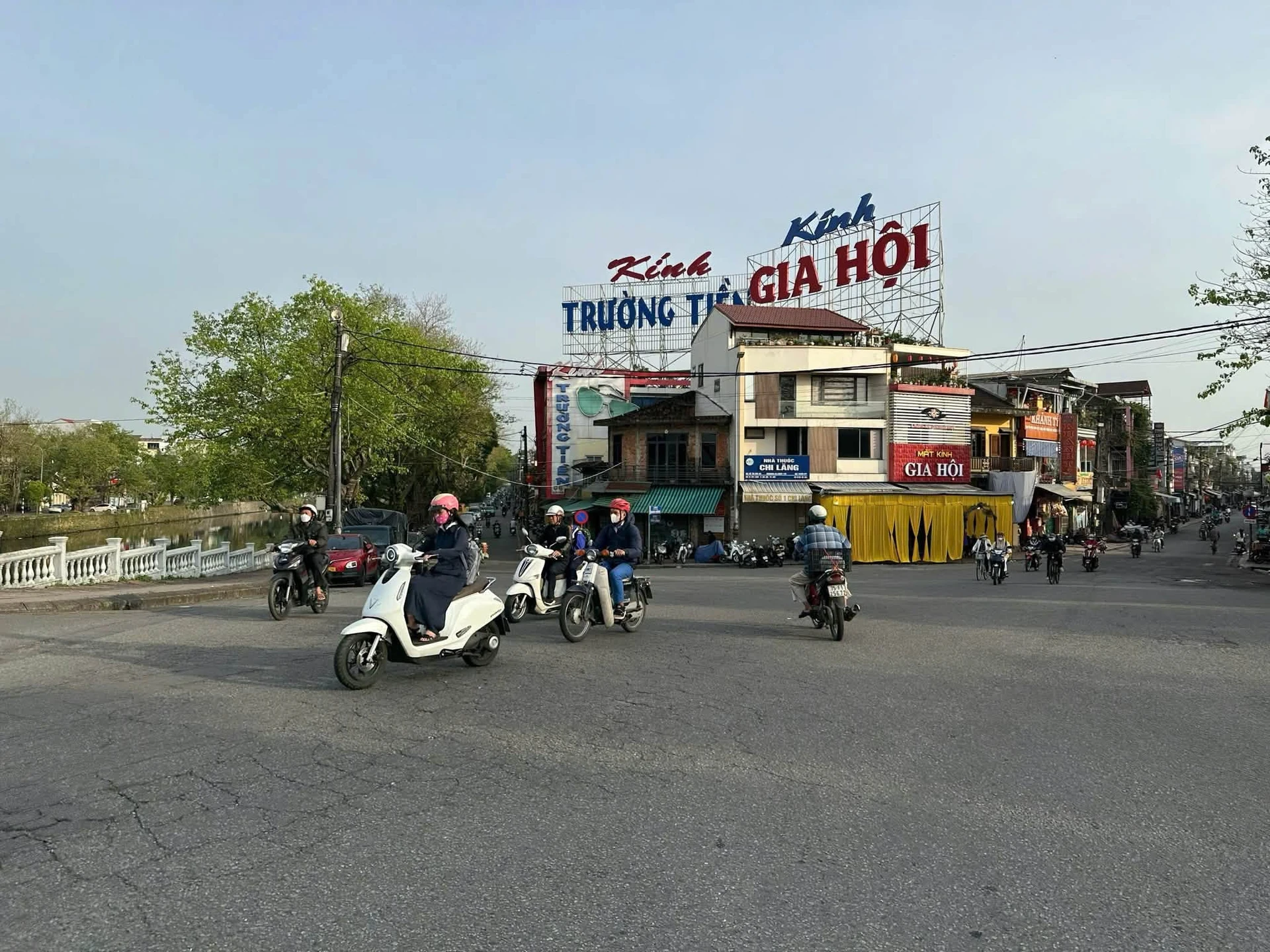 Bán đất mặt tiền Chi Lăng, 372.5m2, trung tâm Huế - Ảnh 1