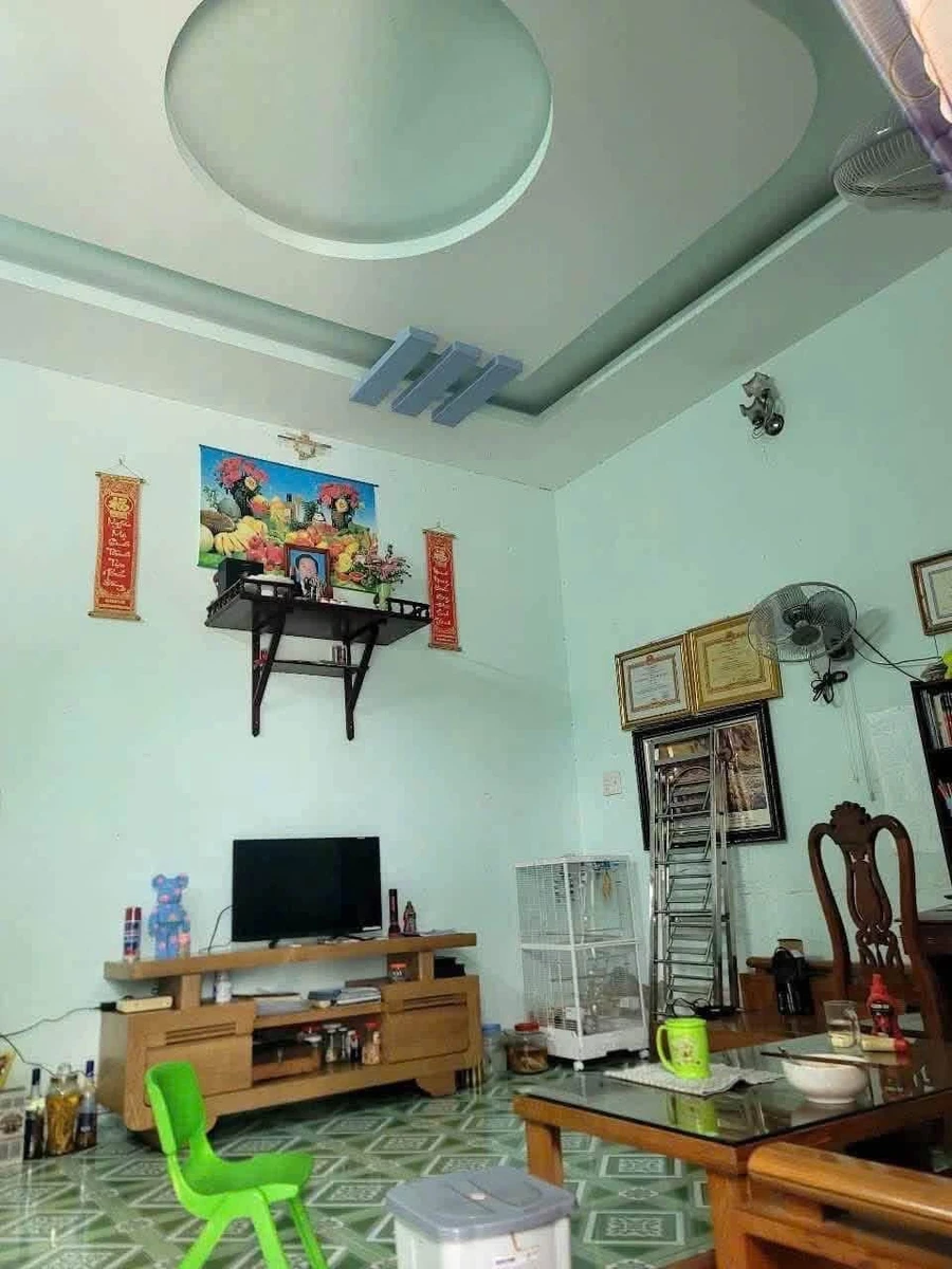 Bán nhà cấp 4 có gác 2 PN 75m² Hẻm 30/4 - Ảnh thu nhỏ 2