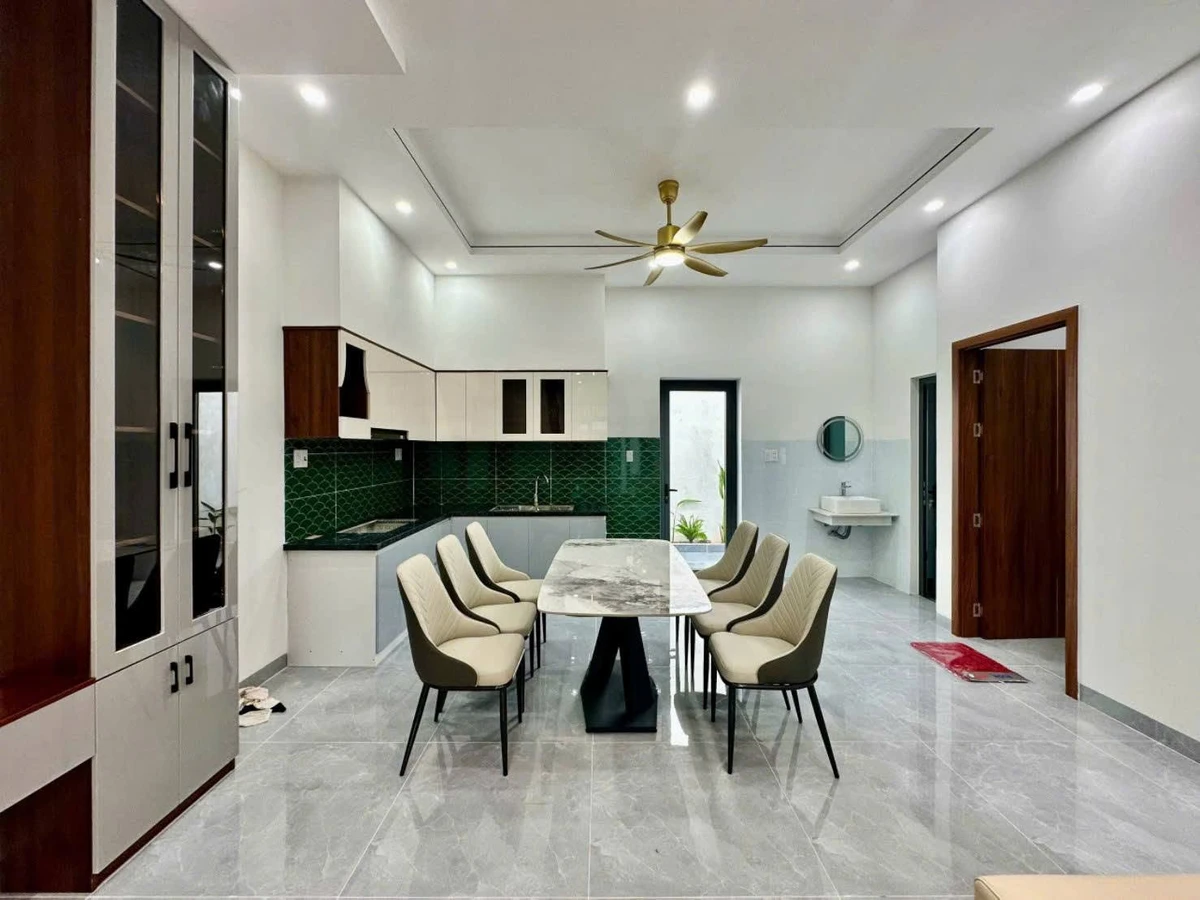 Nhà 2 tầng 3 PN, sân ô tô, 106 m², Lê Quý Đôn, 2.75 tỷ - Ảnh thu nhỏ 3